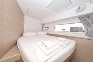 Lagoon 42 „Luna“ – fotka 29