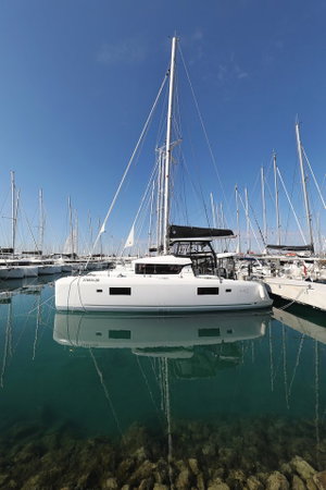 Lagoon 42 „Luna“ – fotka 7