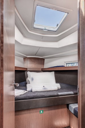 Bavaria Cruiser 37
