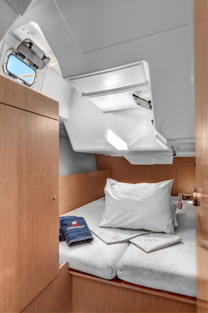 Oceanis 38.1 „Harmonia“ – fotka 7