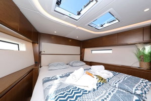 Bavaria C57 „BE Luxe“ – fotka 15