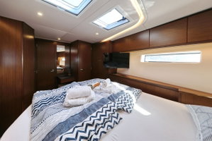 Bavaria C57 „BE Luxe“ – fotka 16