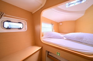 Lagoon 380 S2 „Atenea“ – fotka 19