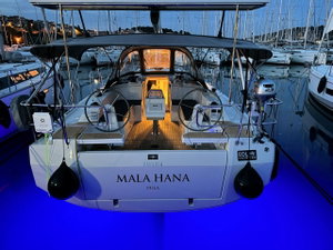 Bavaria C38 „Mala Hana“ – fotka 1