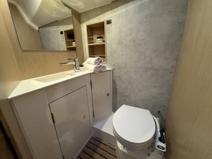 Bavaria C42 „Ivana“ – fotka 24