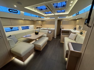 Bavaria C57 Style „Mina“ – fotka 16