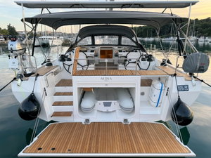 Bavaria C57 Style „Mina“ – fotka 6