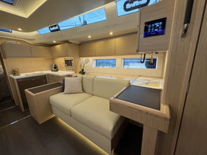 Bavaria C57 Style „Mina“ – fotka 19