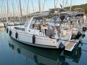 Oceanis 38.1 „Jana“ – fotka 8