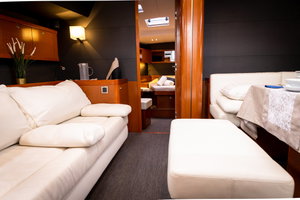 Oceanis 60