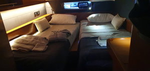 Oceanis 60