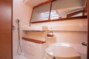 Sun Odyssey 440 „Trinity“ – fotka 25