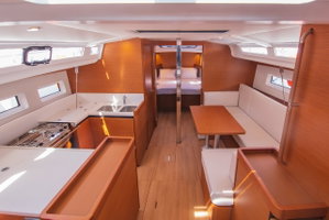 Sun Odyssey 440 „Trinity“ – fotka 3