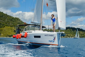 Sun Odyssey 440 „White Rabbit“ – fotka 1