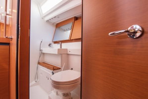 Sun Odyssey 440 „White Rabbit“ – fotka 5