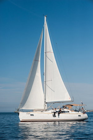 Elan Impression 45 „No Limits“ – fotka 6