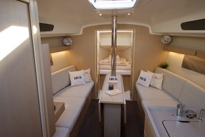 Oceanis 34.1 „Loy“ – fotka 22