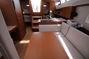 Sun Odyssey 380 „Aurora“ – fotka 7