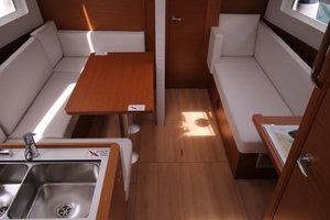 Sun Odyssey 380 „Aurora“ – fotka 3