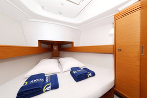 Sun Odyssey 33i „Cosma“ – fotka 30