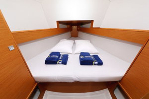 Sun Odyssey 33i „Cosma“ – fotka 28