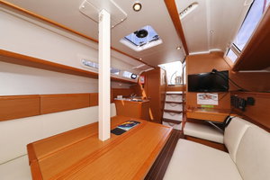 Sun Odyssey 33i „Cosma“ – fotka 21