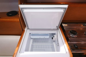 Sun Odyssey 33i „Cosma“ – fotka 33