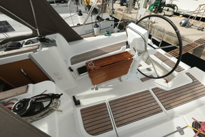 Sun Odyssey 33i „Cosma“ – fotka 10