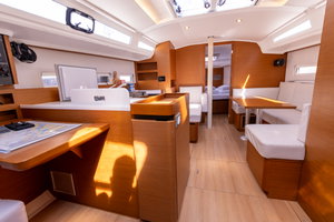 Sun Odyssey 410 „Lumina“ – fotka 8