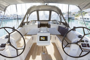 Bavaria C38 „Skye“ – fotka 3