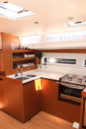 Sun Odyssey 490 „None“ – fotka 14