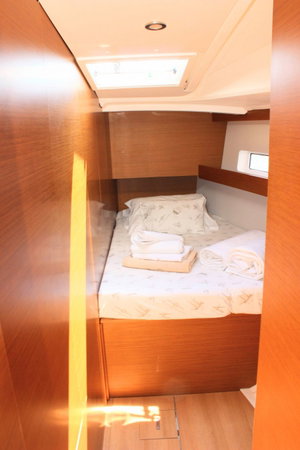 Sun Odyssey 490 „None“ – fotka 17