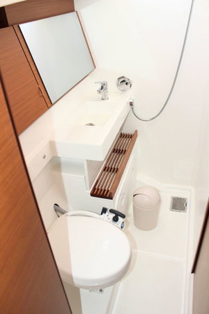Sun Odyssey 490 „None“ – fotka 18