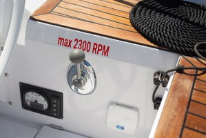 Elan E4 „Lipa“ – fotka 20