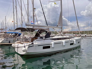 Bavaria C42 „Palma“ – fotka 1