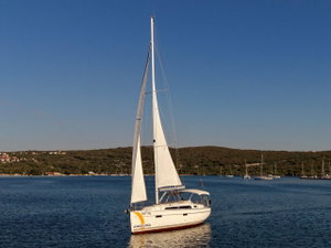 Bavaria Cruiser 37 „Jugo“ – fotka 2