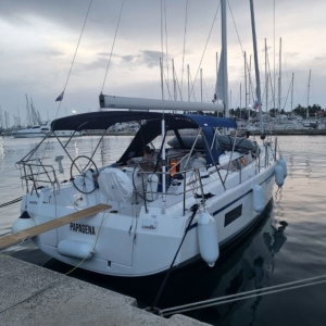 Bavaria C38 „Papagena“ – fotka 1
