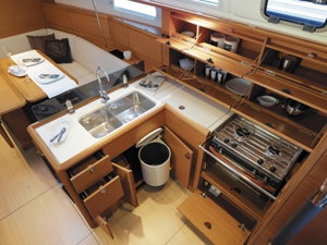 Sun Odyssey 389 „PARROT“ – fotka 4