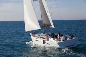 Sun Odyssey 479 „GOUNOD“ – fotka 2