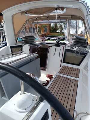 Oceanis 41.1 „RUKBA“ – fotka 10