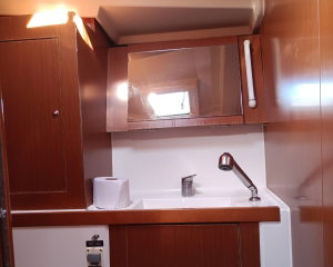 Oceanis 41.1 „TSELENA“ – fotka 9