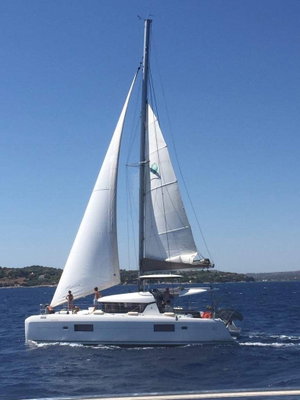 Lagoon 42 „Nyami Nyami“ – fotka 1