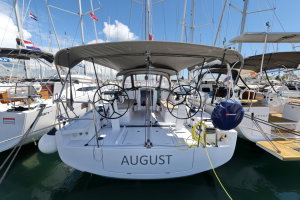 First 36 „August“ – fotka 2