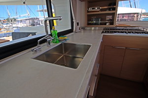 Lagoon 46 „Chill Out“ – fotka 24