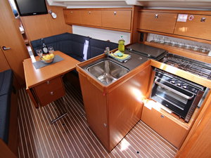 Bavaria 34 Cruiser „Lucy“ – fotka 9