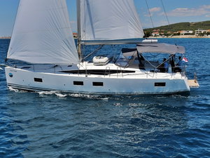 Jeanneau 54 „Mystic Dreams“ – fotka 1