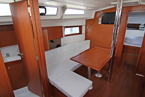 Oceanis 38.1 „Aura“ – fotka 8