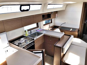 Oceanis 51.1 „Pearl Dreams“ – fotka 13