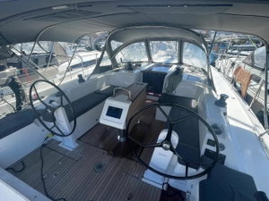 Bavaria C42 „Blackberry“ – fotka 2