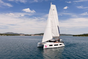 Aventura 37 „Ankolina“ – fotka 1